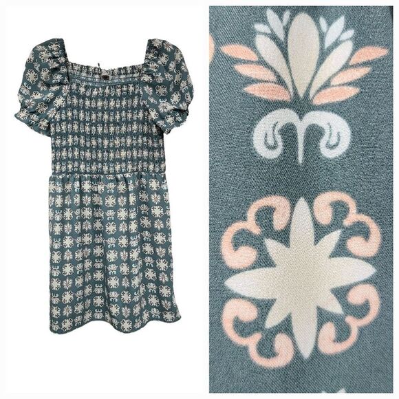 Loft Petite Gray Floral Smocked Babydoll Puff Short Sleeves Mini Dress Cute SP - Picture 2 of 10